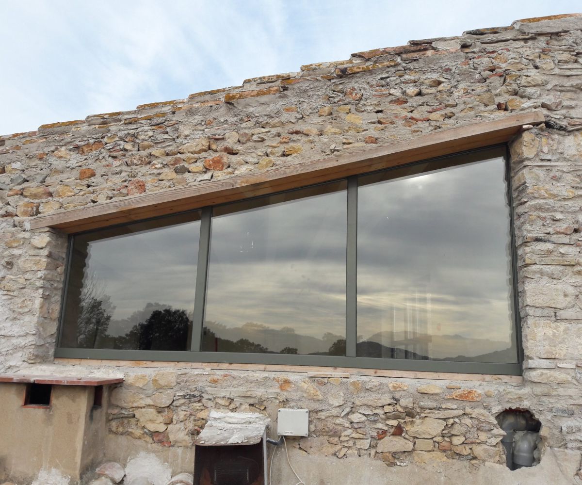 Prosismad - foto trabajo de proyecto ventanas y puertas