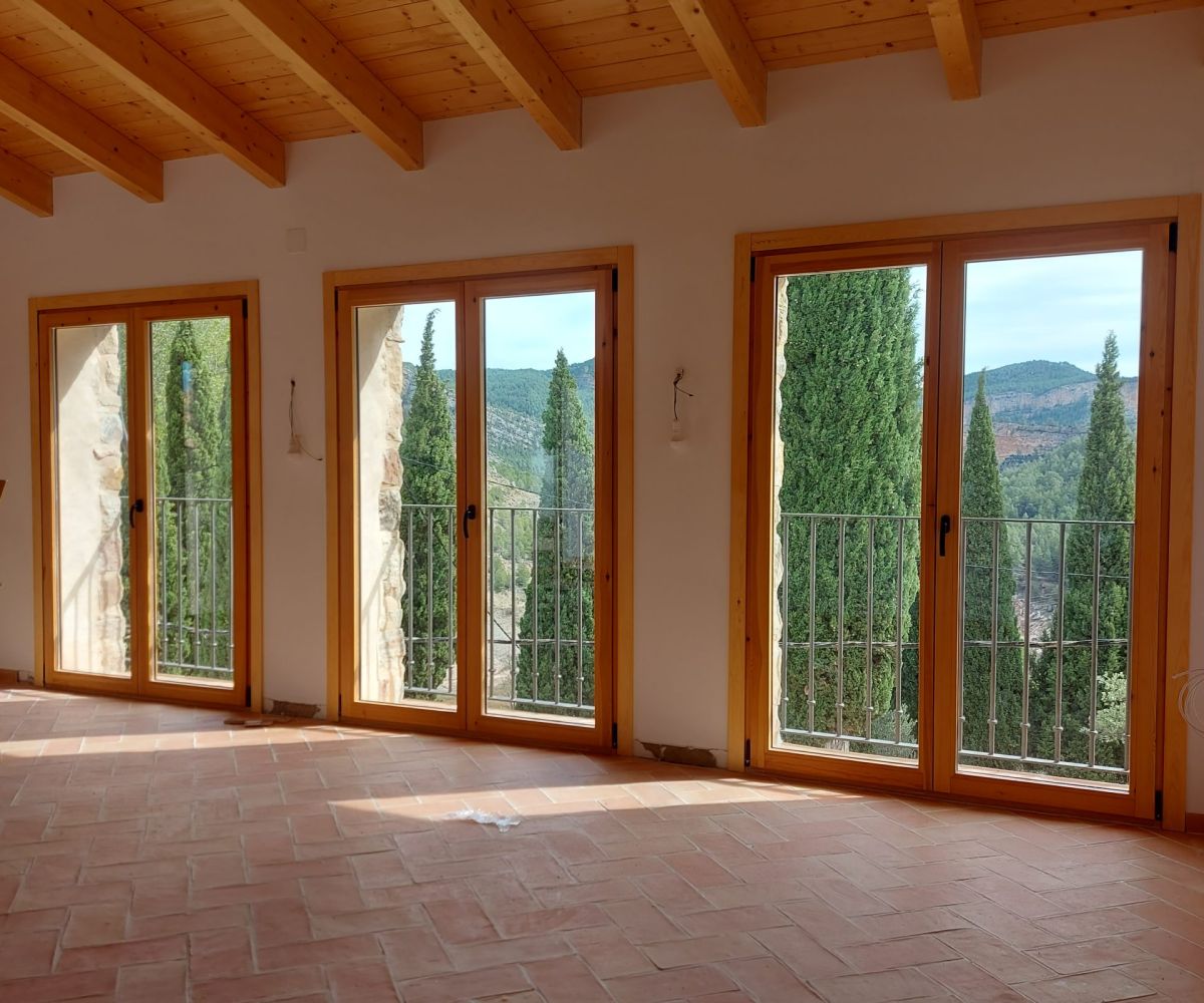 Prosismad - foto trabajo de proyecto ventanas y puertas
