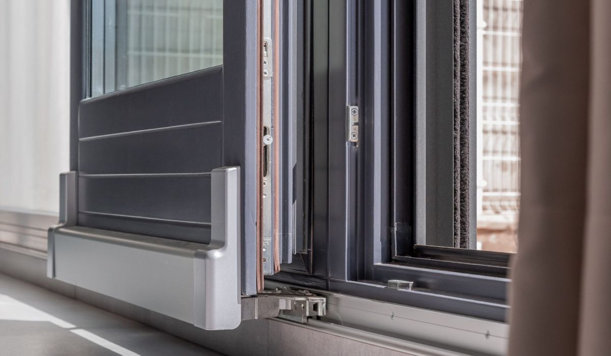 Prosismad - foto de instalación de ventanas y puertas